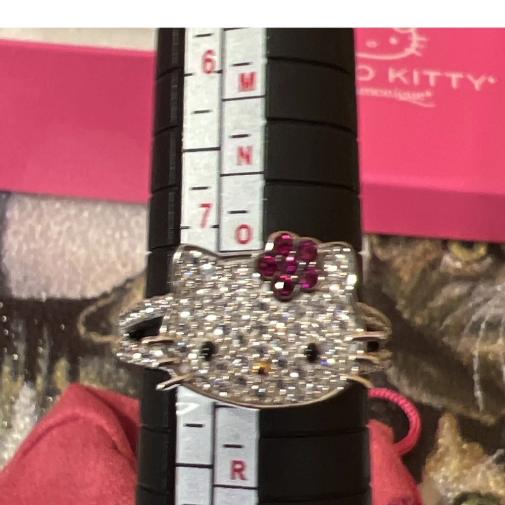 Hello Kitty Diamonique Ring - Picture 8 of 9